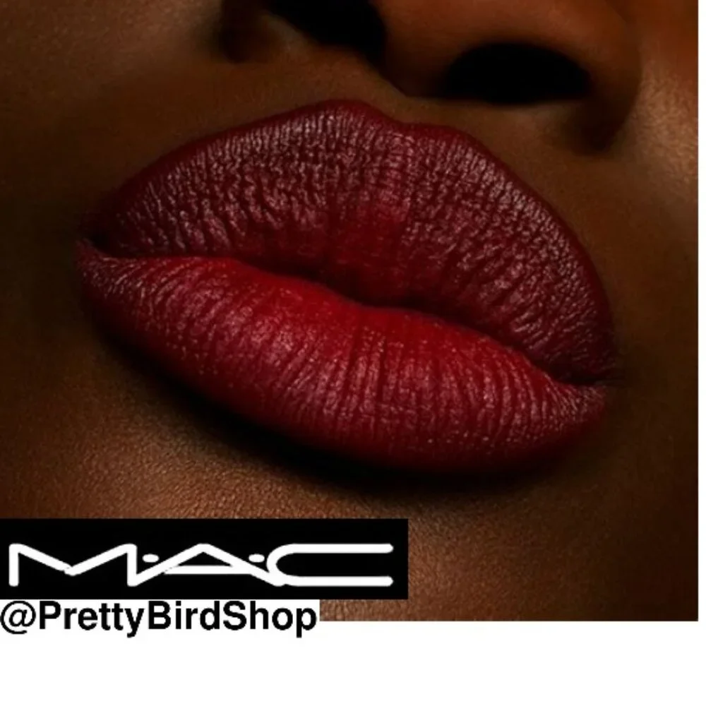 MAC FASHION SWEETIE 995 Liquid Lipstick NIB Lipcolour Last one! deep red satin
